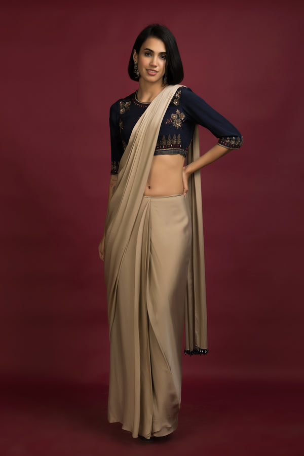 Basic Pre Stitched Saree